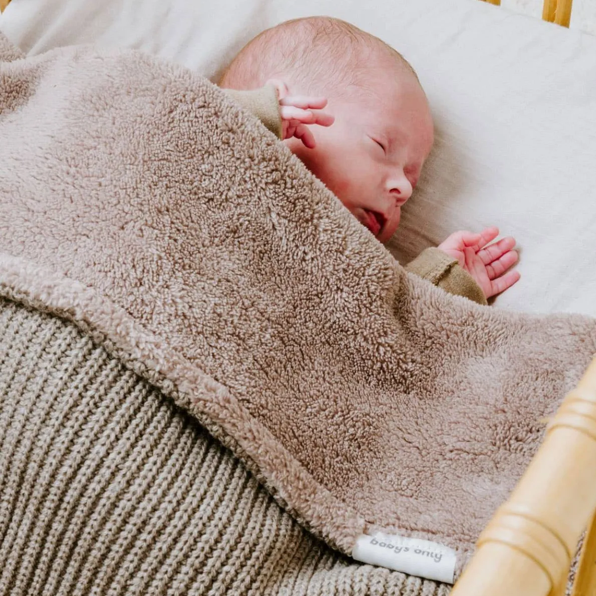 Baby Crib Blanket Teddy - Hope