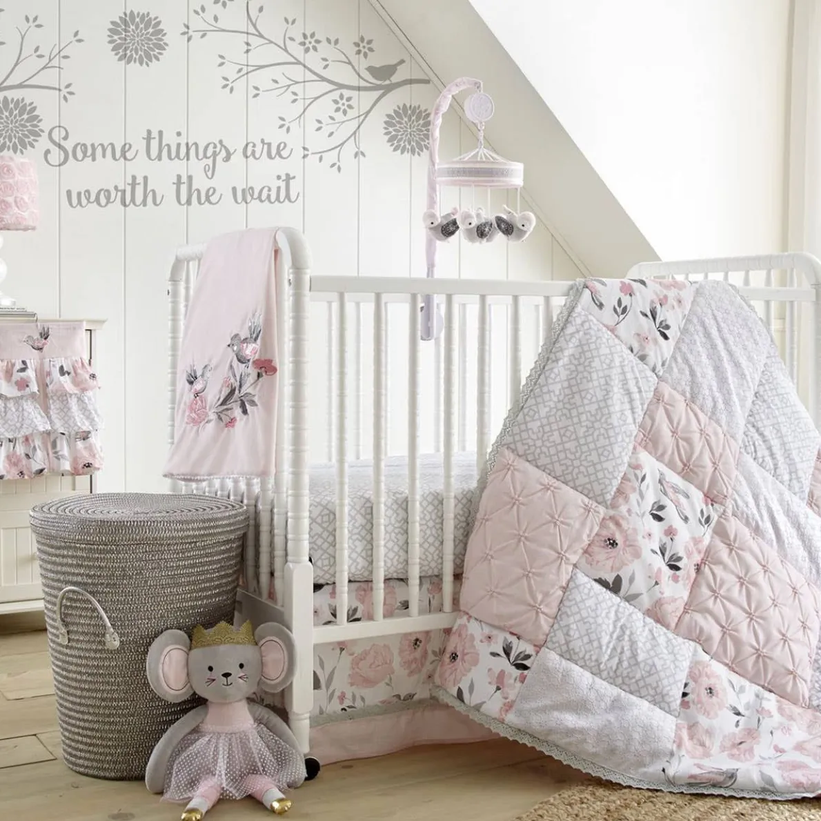 Elise 5 Piece Bedding Set