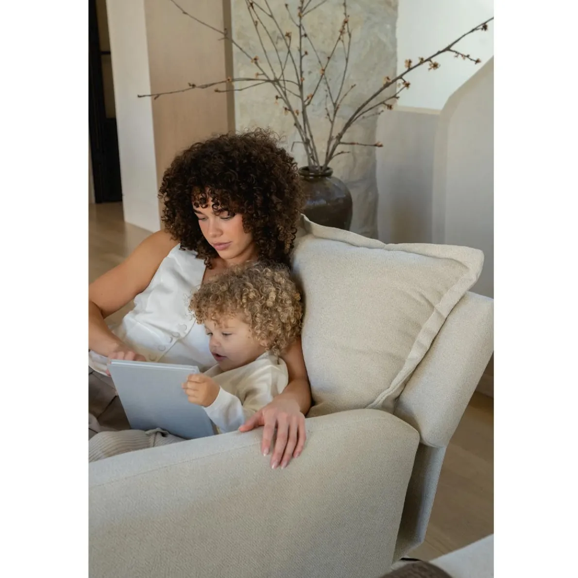 Flynn Swivel Glider with Power Recline Wood Base (Grade C)