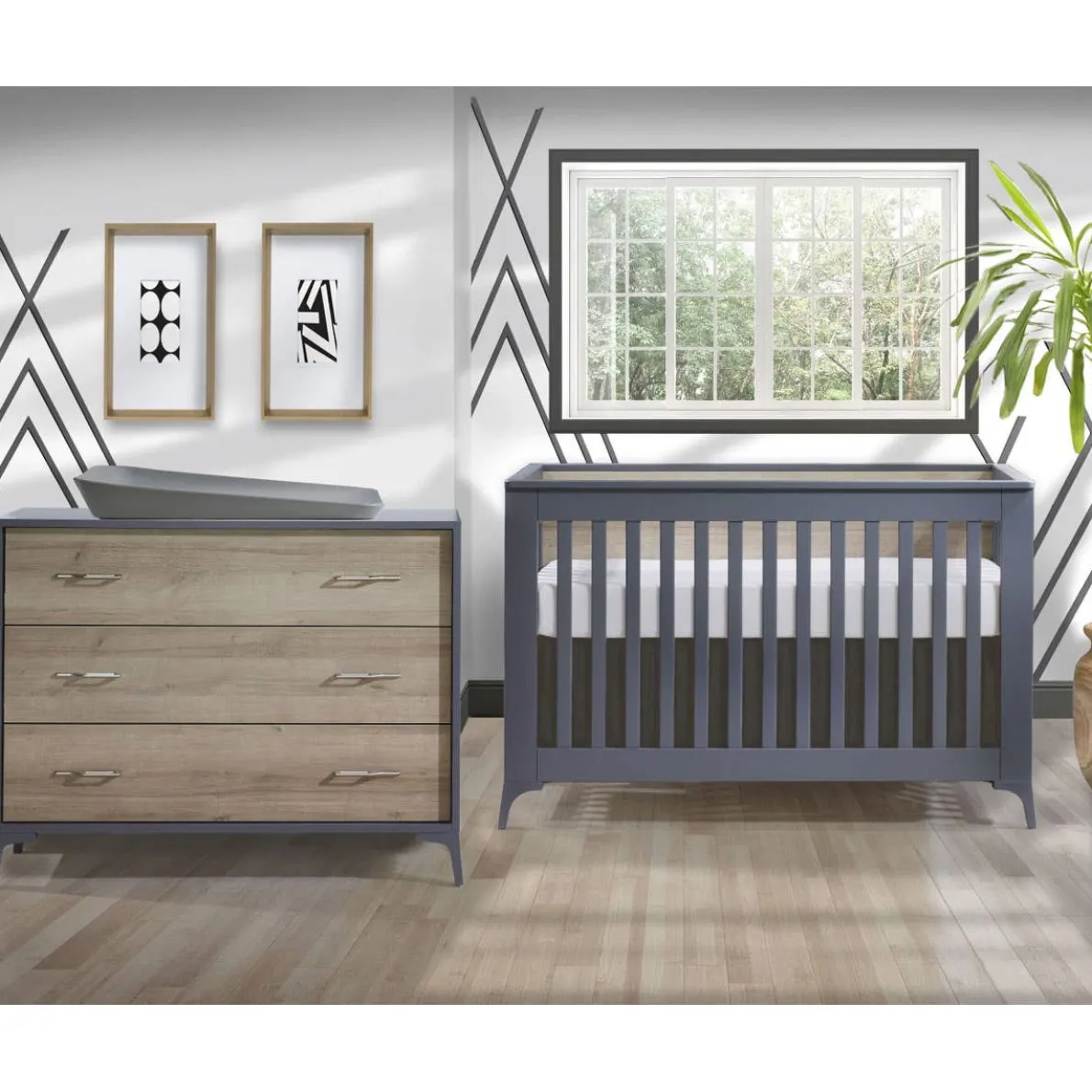 Metro Convertible Crib & 3 Drawer