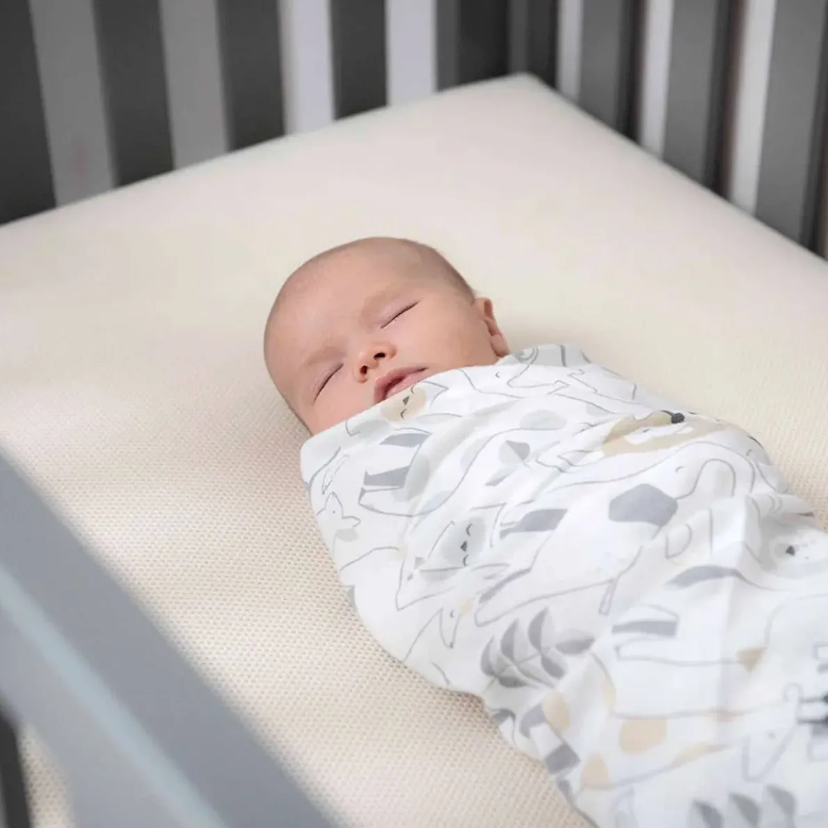 Organic Breathable 2-Stage Crib Mattress