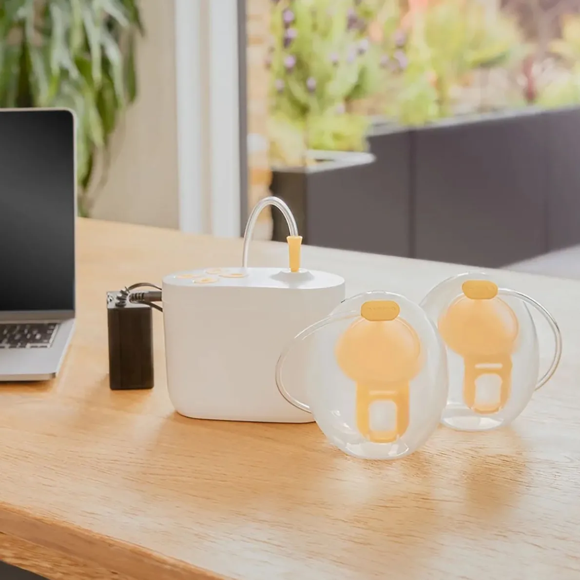 Pump in Style Hands-Free Breast Pump