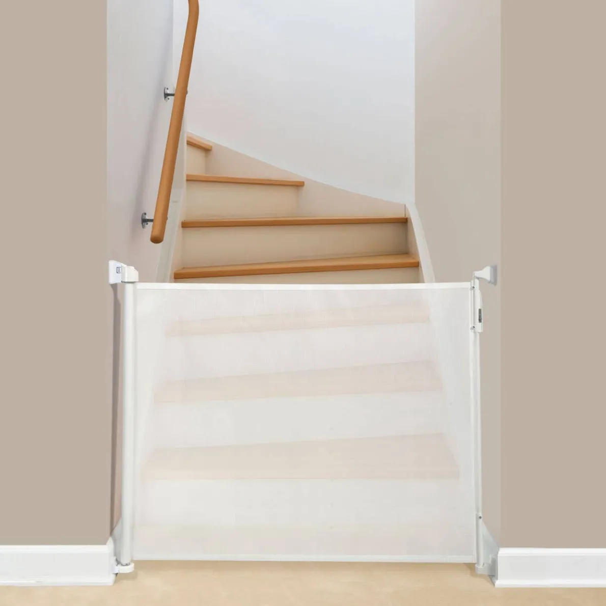 Retractable Safeway Gate - White