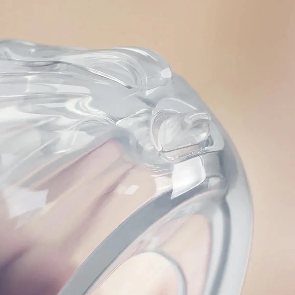 Shell Wearable Silicone Breast Pump (75 mL)