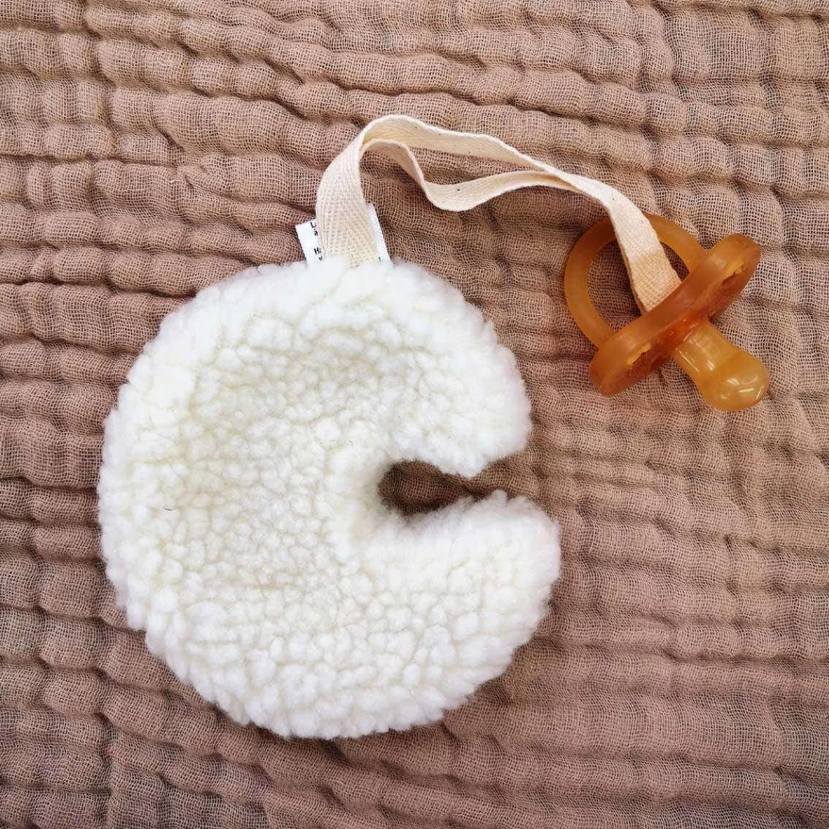 Sherpa Moon Paci Holder