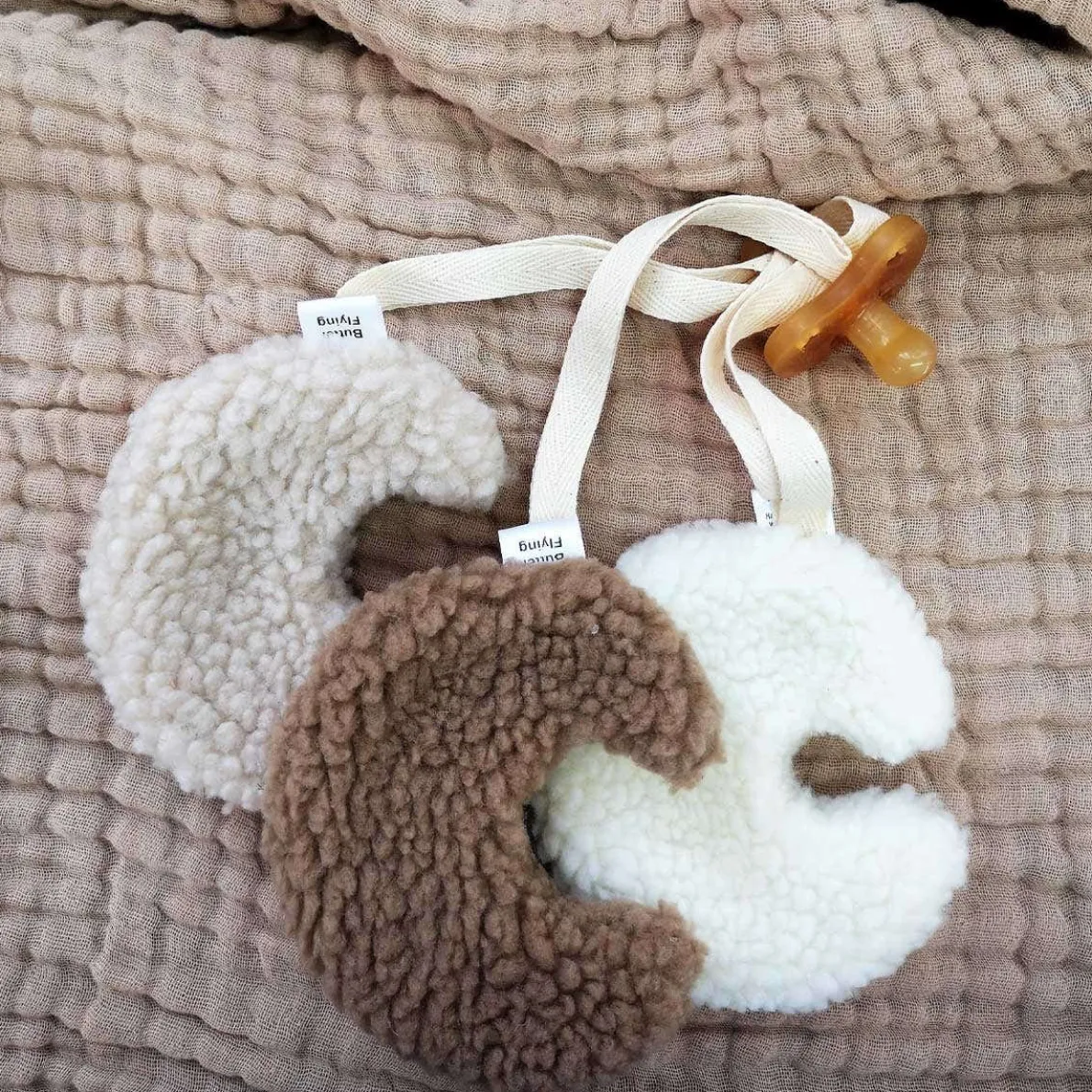 Sherpa Moon Paci Holder
