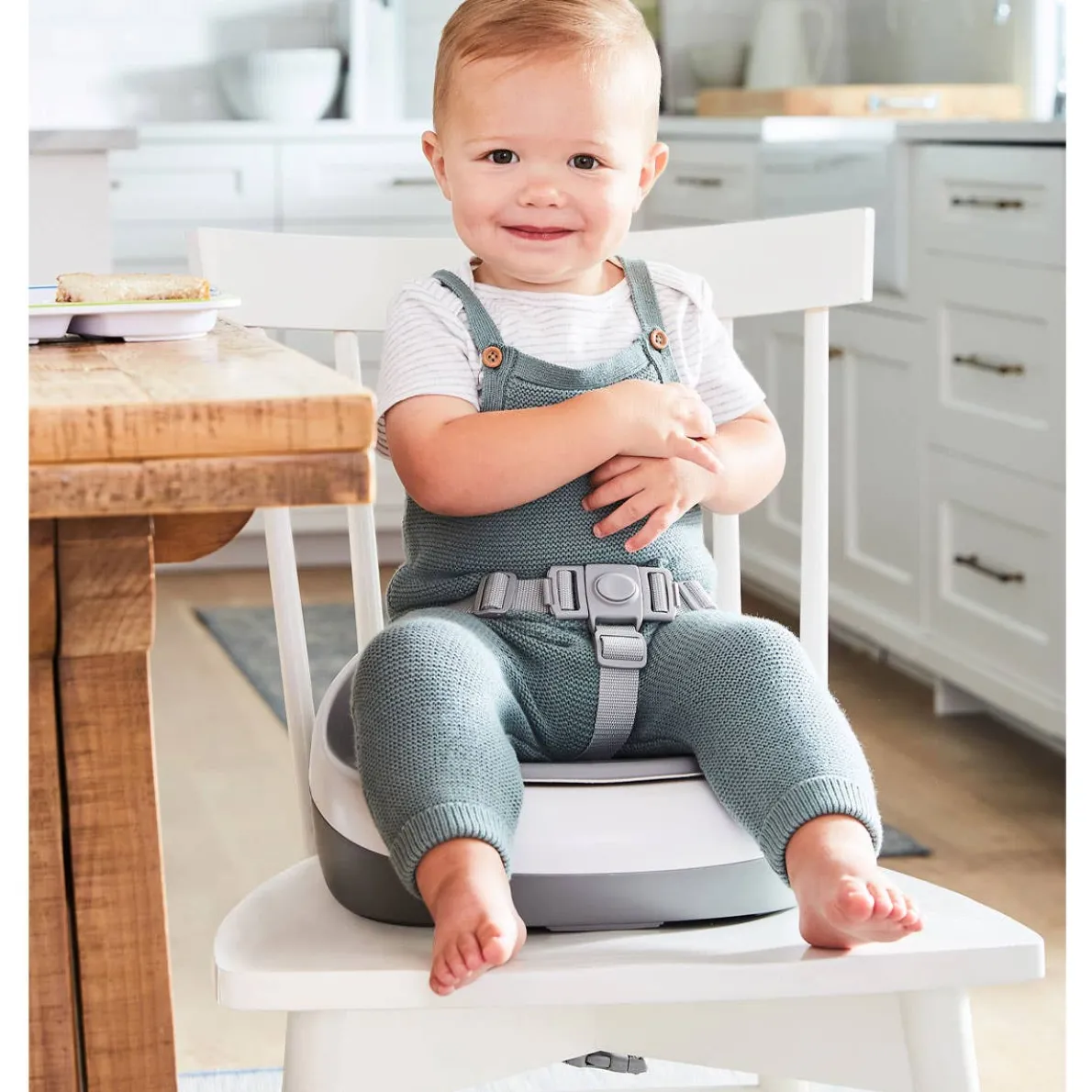 Sleek Seat Décor Booster