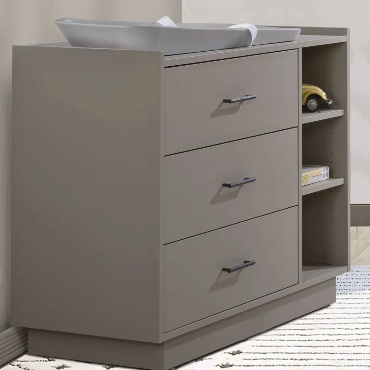 Tito Convertible Crib & Combo Drawer