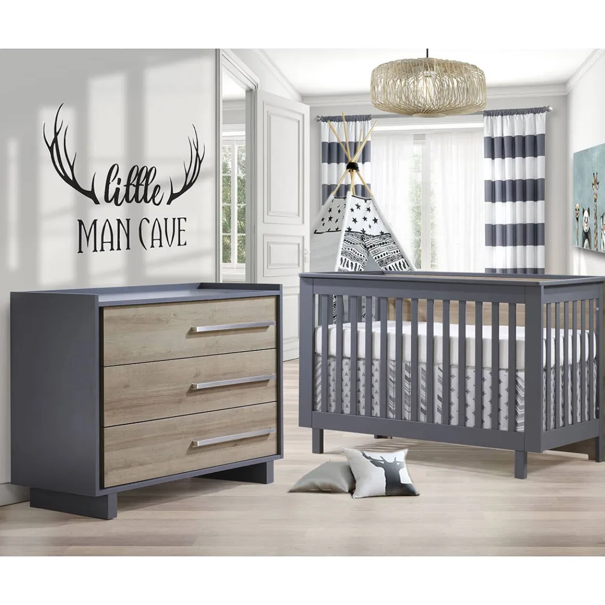 Urban Convertible Crib & 3 Drawer