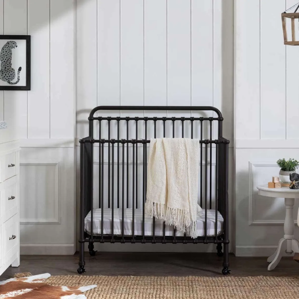 Winston Mini Crib