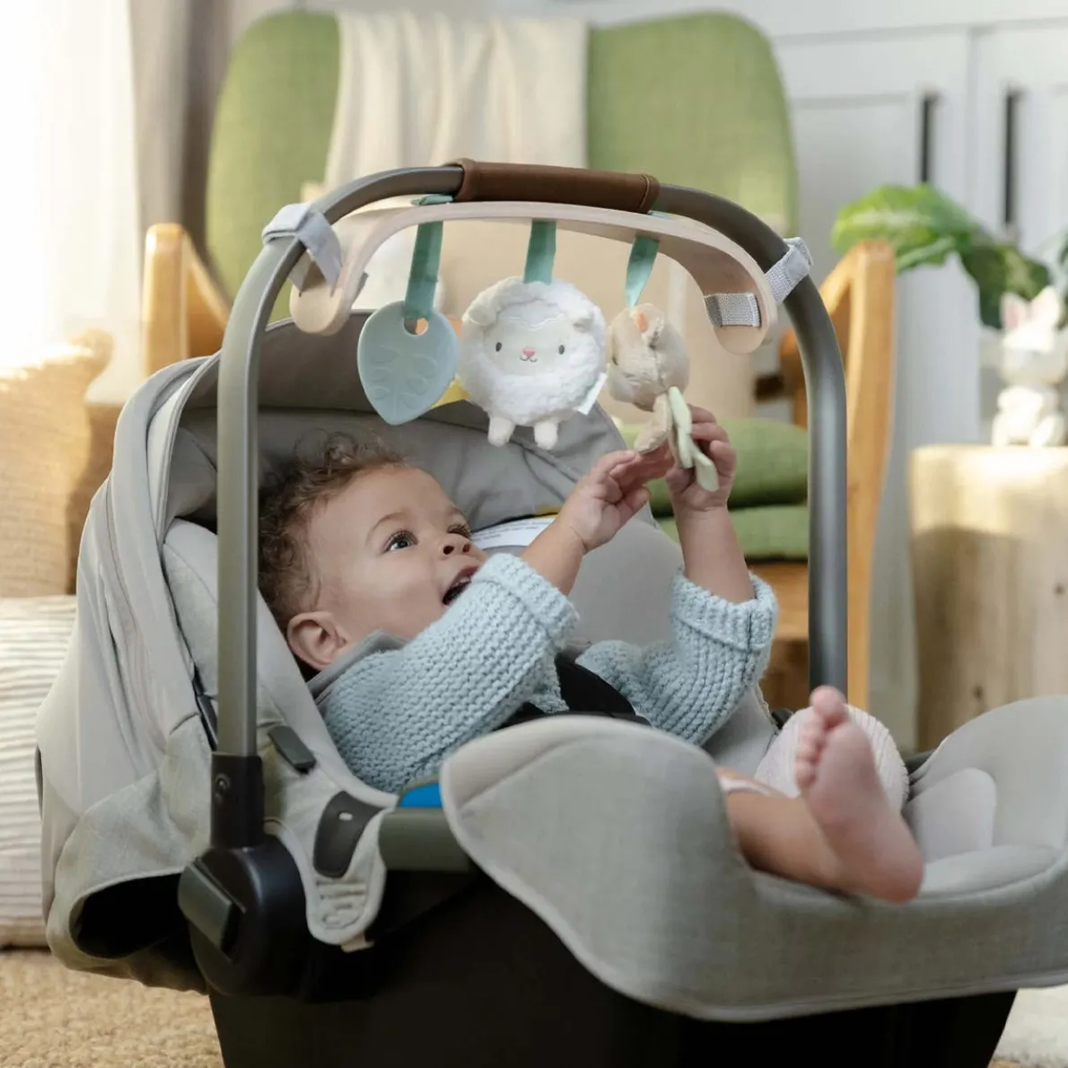 Wonder & Wood Carrier Toy Bar