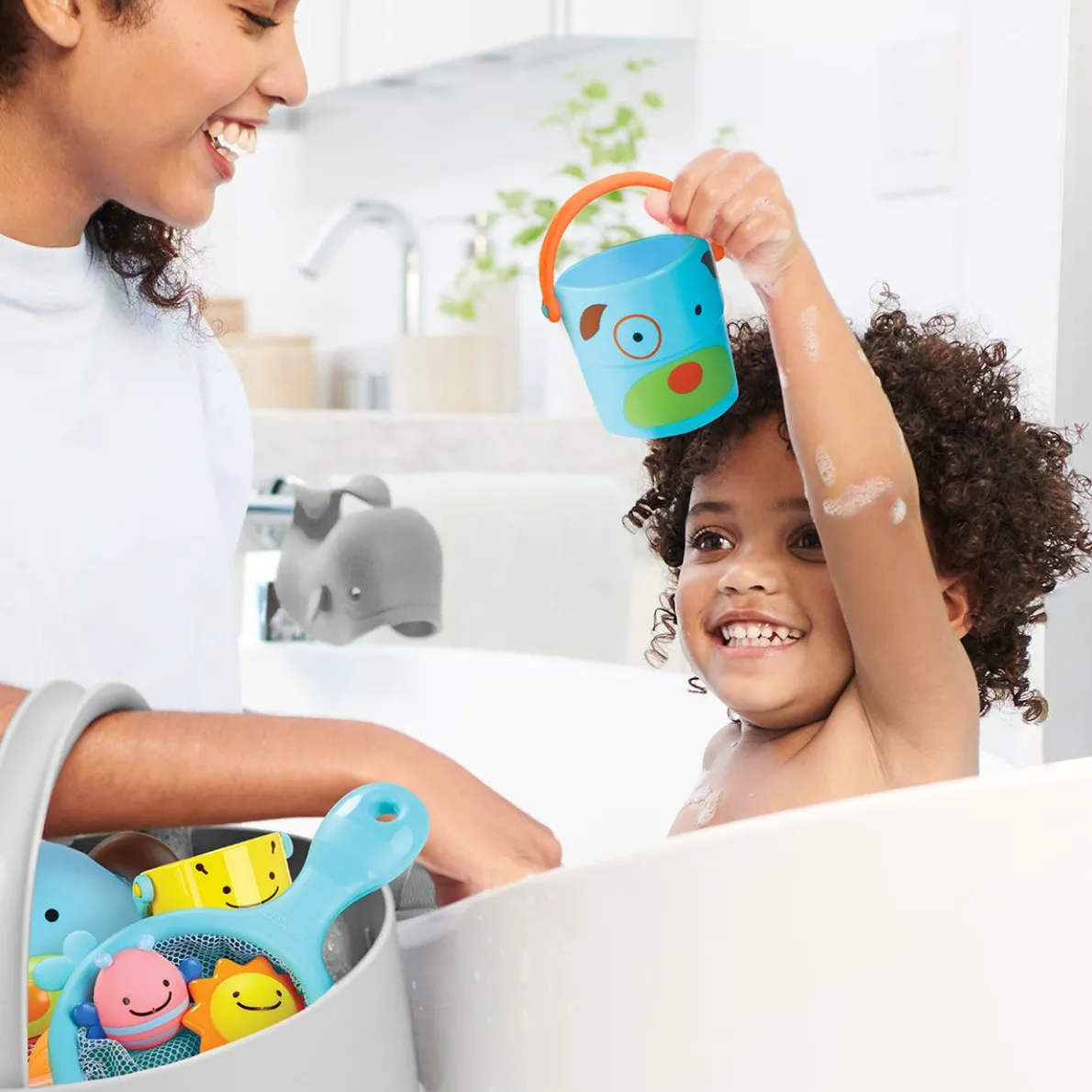 Zoo Stack & Pour Buckets (5 Piece)